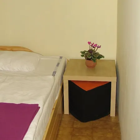 Klubsiraly Szallas Hotel *